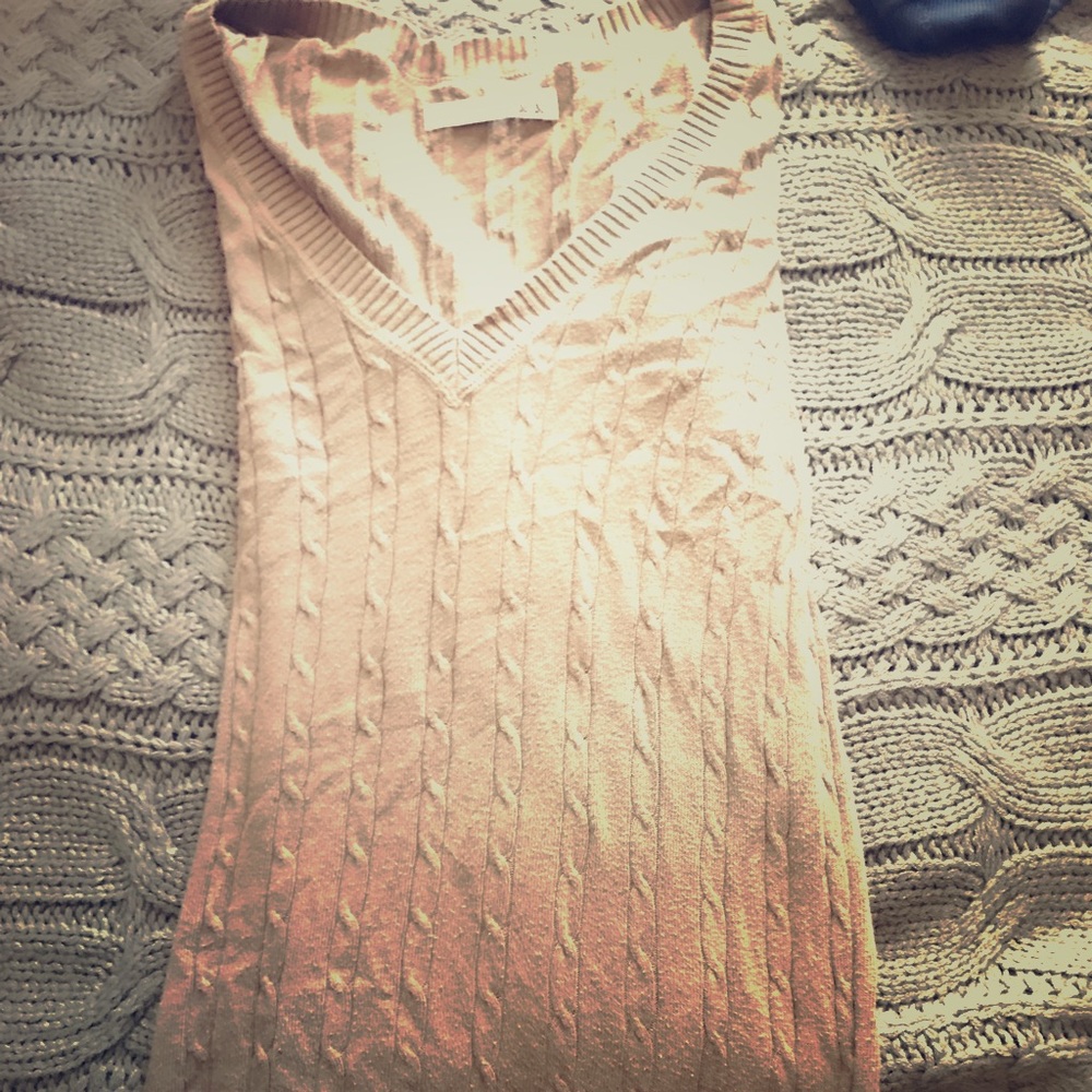 Old navy sweater